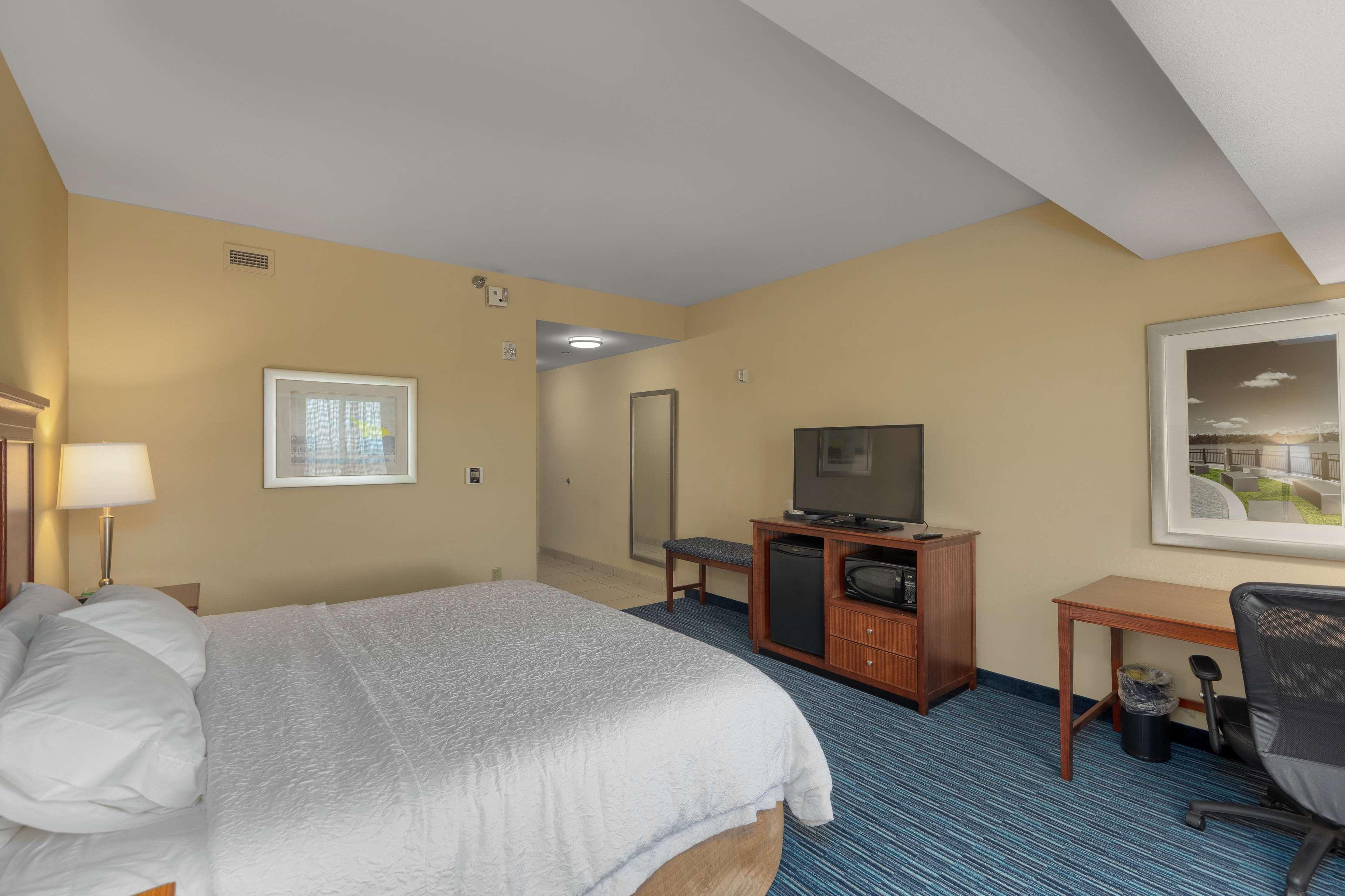 Hampton Inn & Suites Owensboro Downtown Waterfront Dış mekan fotoğraf