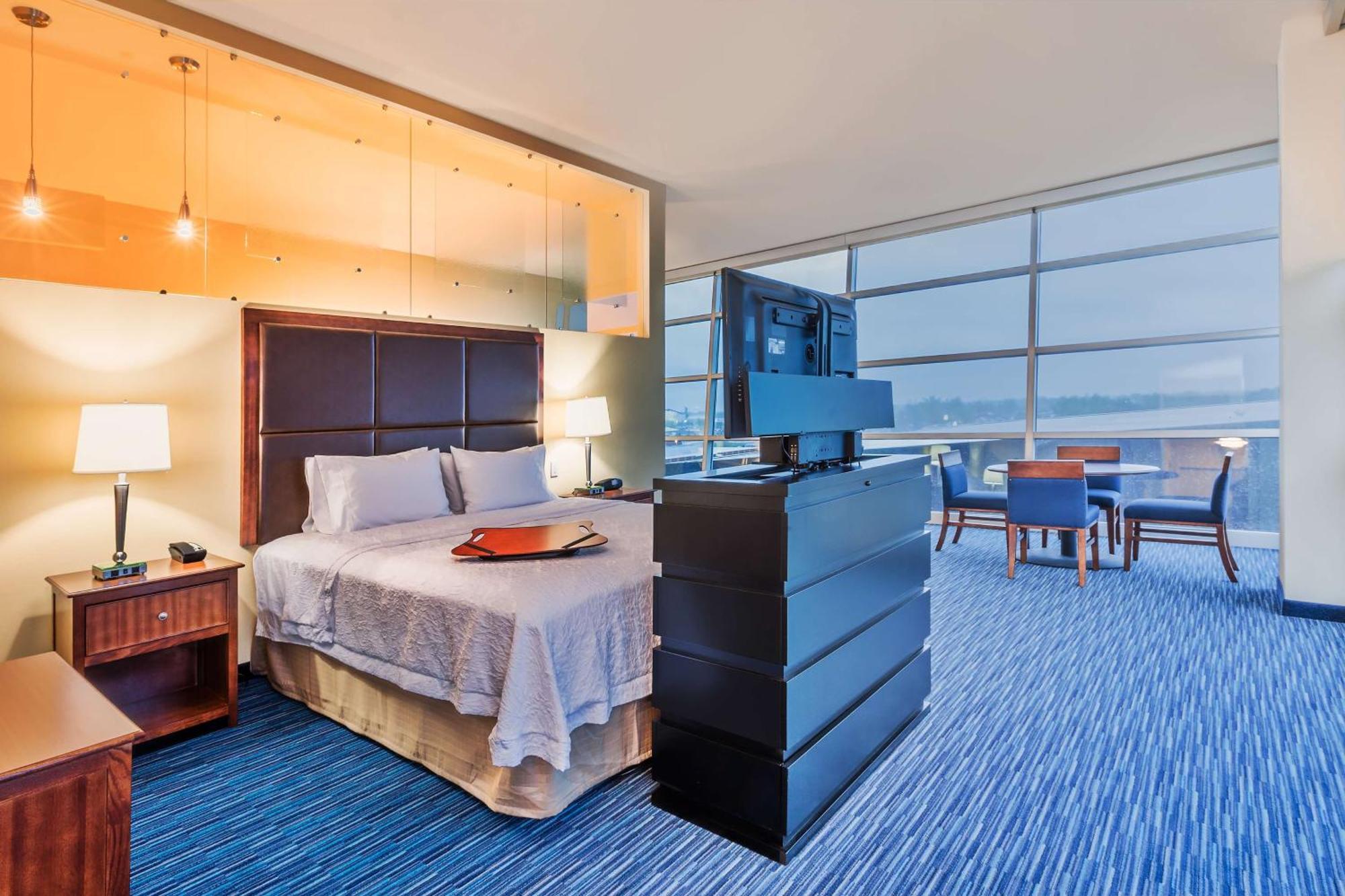 Hampton Inn & Suites Owensboro Downtown Waterfront Dış mekan fotoğraf